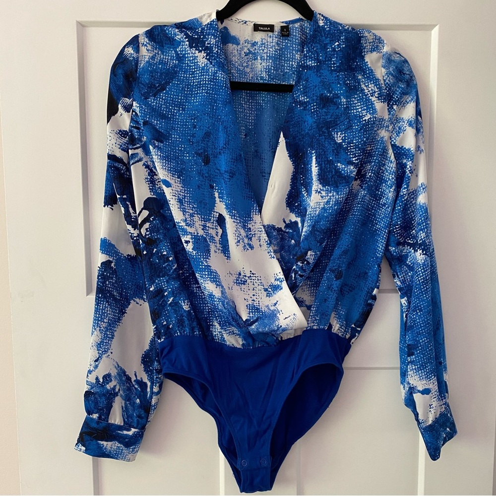 TALULA Crossover Bodysuit - Picture 3 of 4